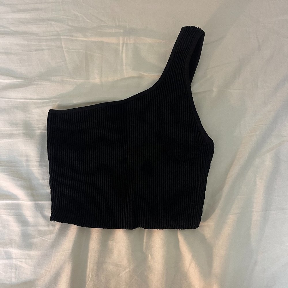 Aritzia Babaton Black Sculpt Knit One Shoulder Cropped Tank Size S